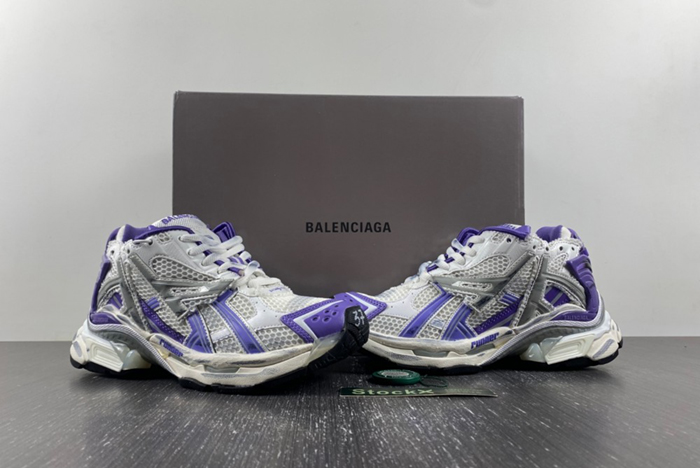 Ba*len*cia*ga runner sneaker 677402-w3rb3-5901