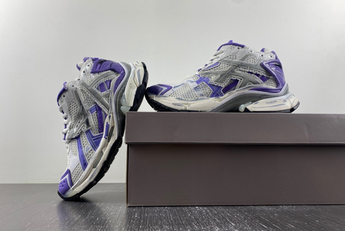 Ba*len*cia*ga runner sneaker 677402-w3rb3-5901
