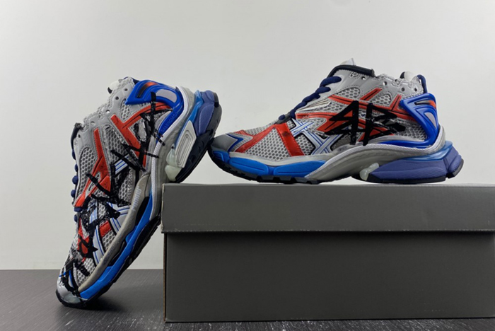 Ba*len*cia*ga runner sneaker 677403-w3rb6-1264
