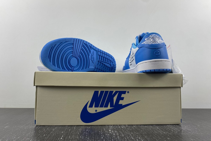 OFF-WHITE x Travis Scott x Air Jordan 1 DM7866-180 blue
