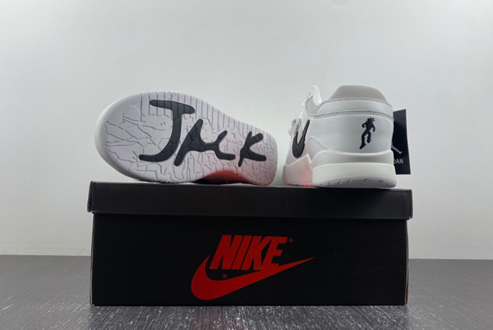 Travis Scott x Jordan Cut The Check FZ8117-001 white