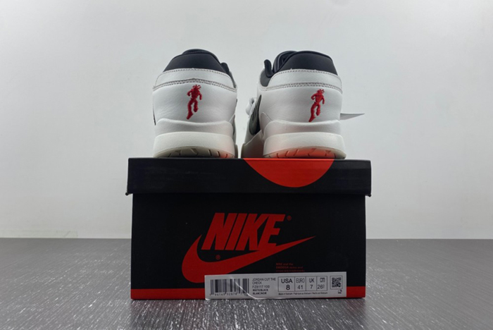 Travis Scott x Jordan Cut The Check FZ8117-100 black