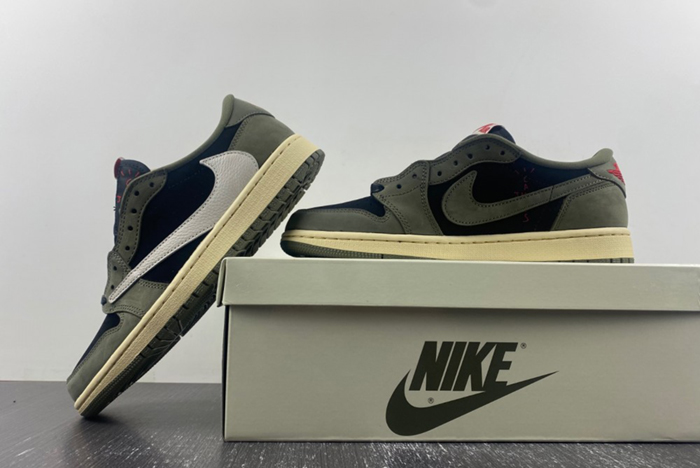 TS x AJ1 Travis Scott x Air Jordan 1 Low OG DM7866-002-1