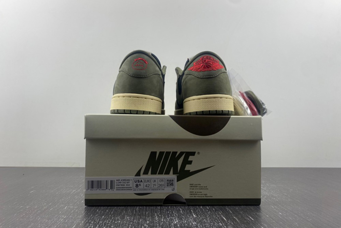 TS x AJ1 Travis Scott x Air Jordan 1 Low OG DM7866-002-1