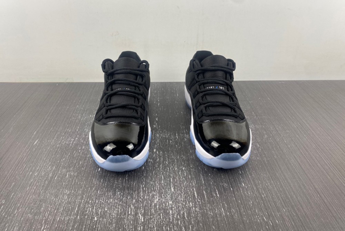 Air Jordan 11 “Space Jam“ ”FV5104-004