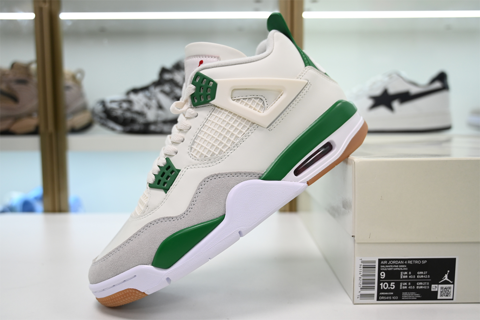 Nike SB x Air Jordan 4 ‘Pine Green’ DR5415-103