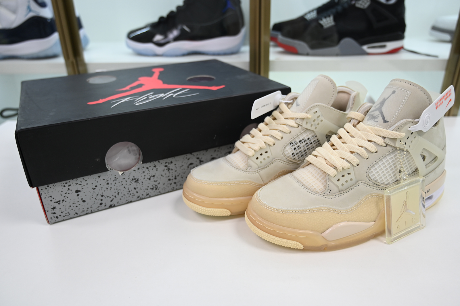 Air Jordan 4 RETRO x Off-White CV9388-100
