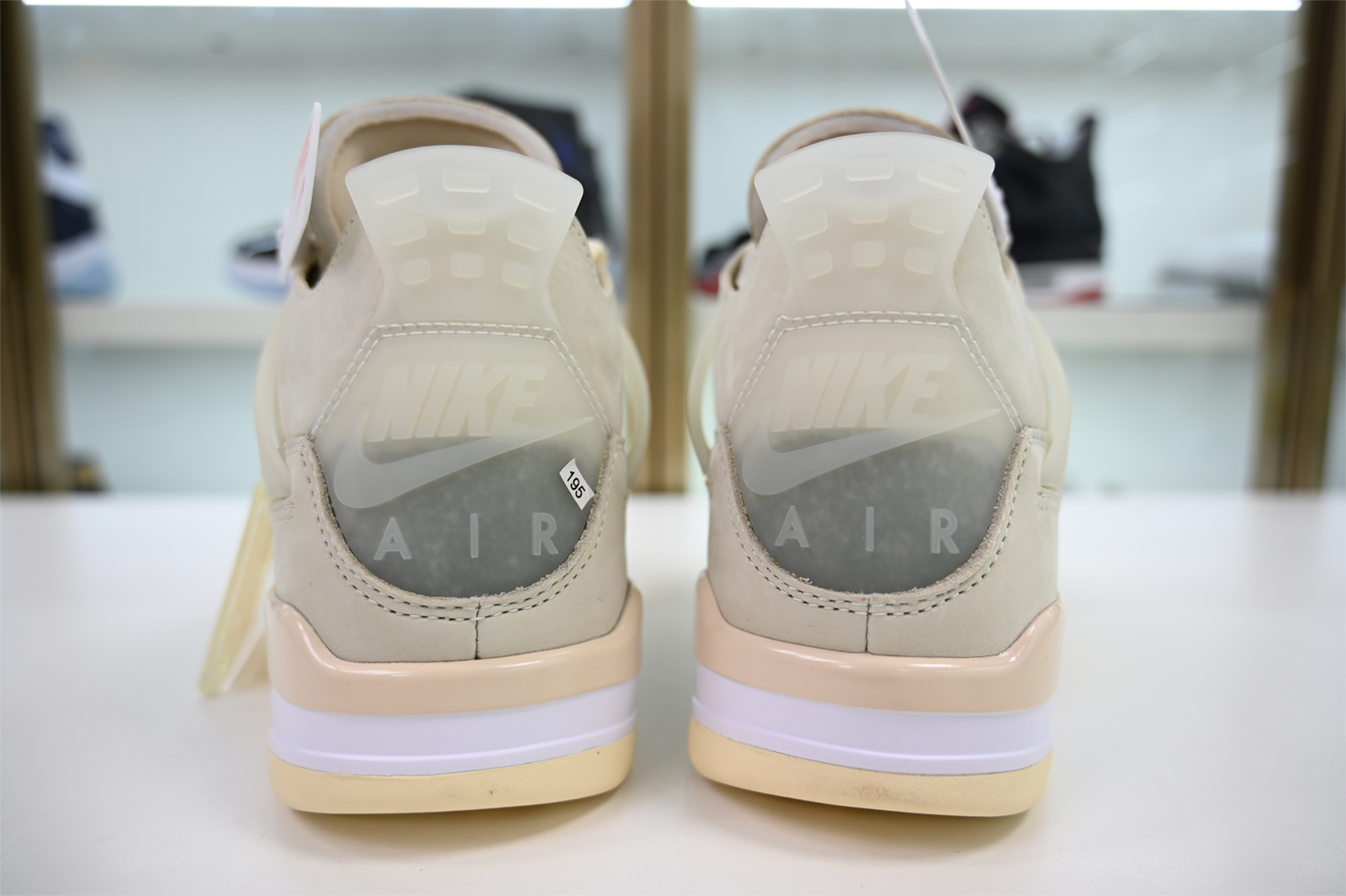 Air Jordan 4 RETRO x Off-White CV9388-100