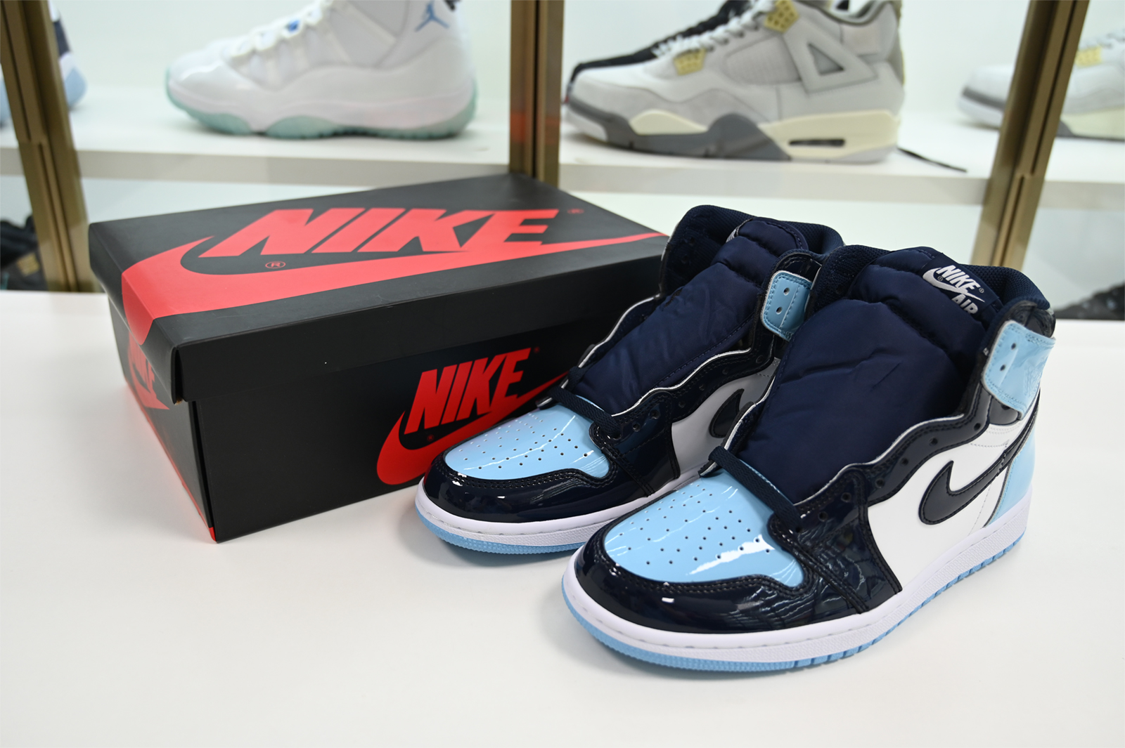 Air Jordan 1 UNC Blue Chill Patent Leather CD0461-401