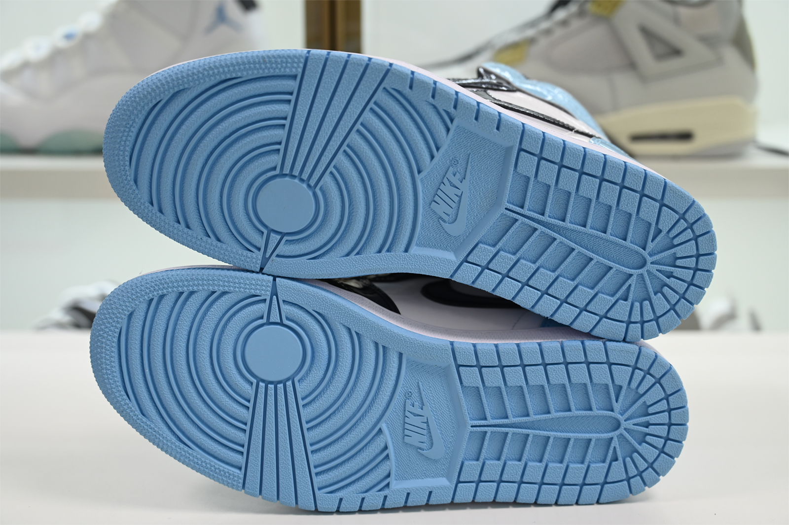 Air Jordan 1 UNC Blue Chill Patent Leather CD0461-401
