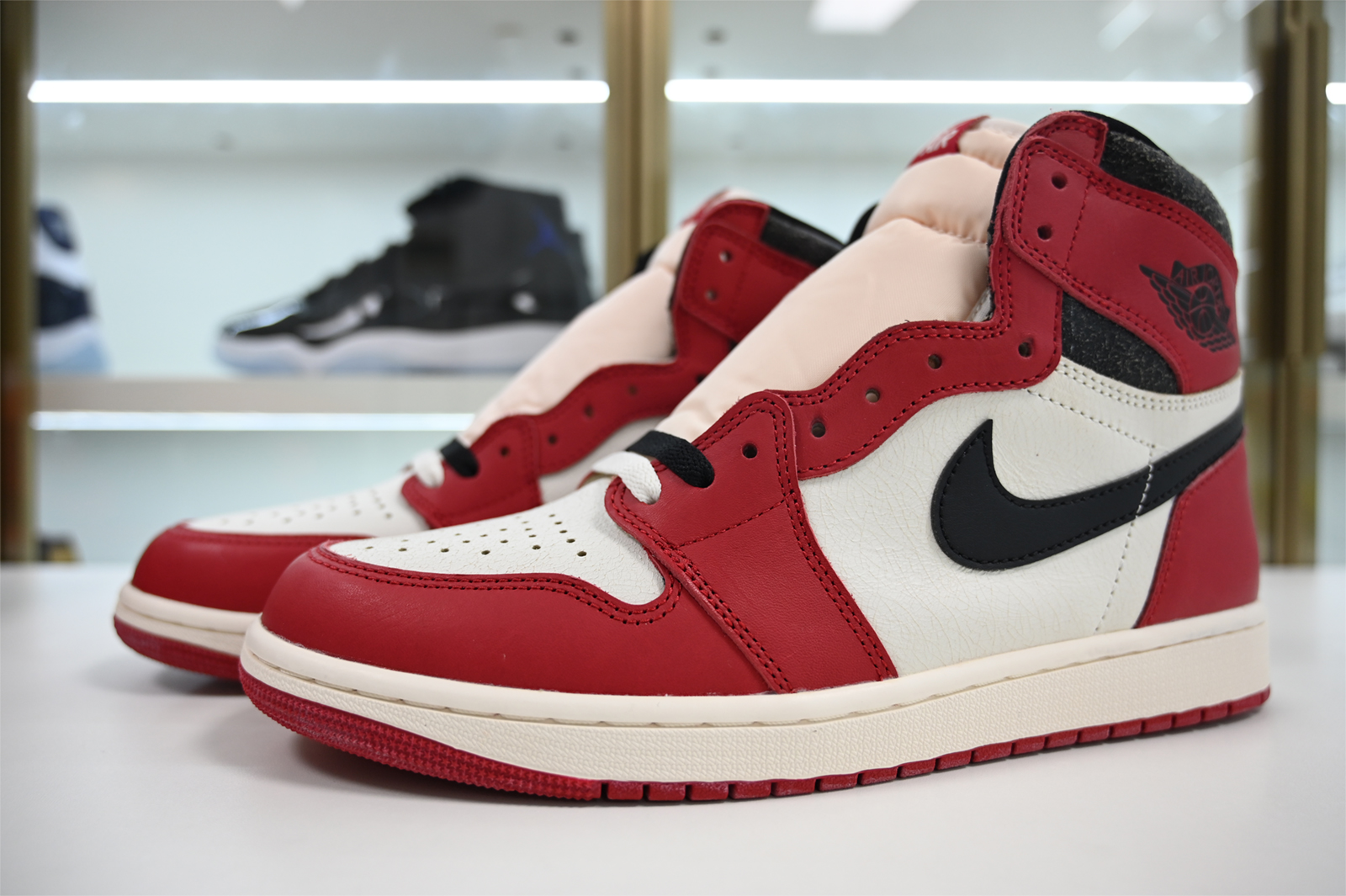 Air Jordan 1 High OG “Chicago Reimagined” DZ5485-612