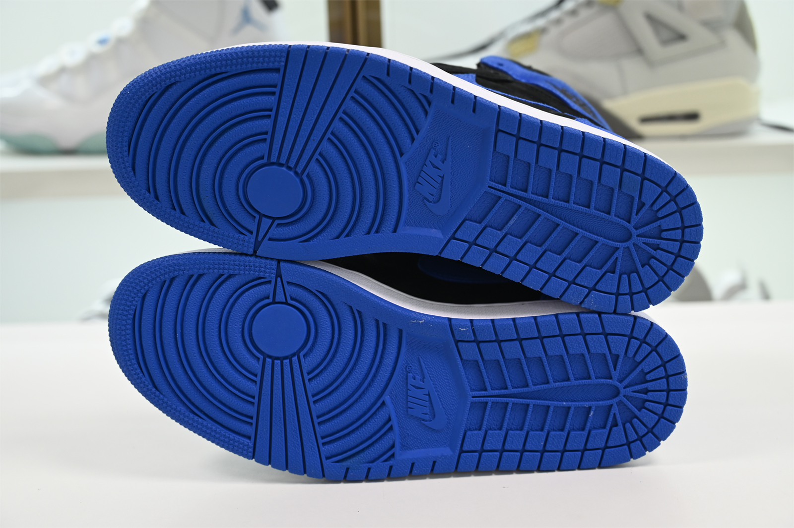 Air Jordan 1 High OG “Royal Reimagined” DZ5485-042