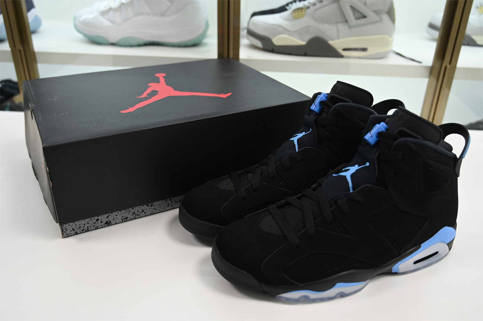 Air Jordan 6 ”UNC” 384664-006