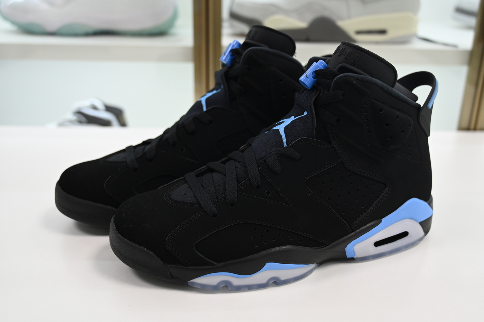 Air Jordan 6 ”UNC” 384664-006
