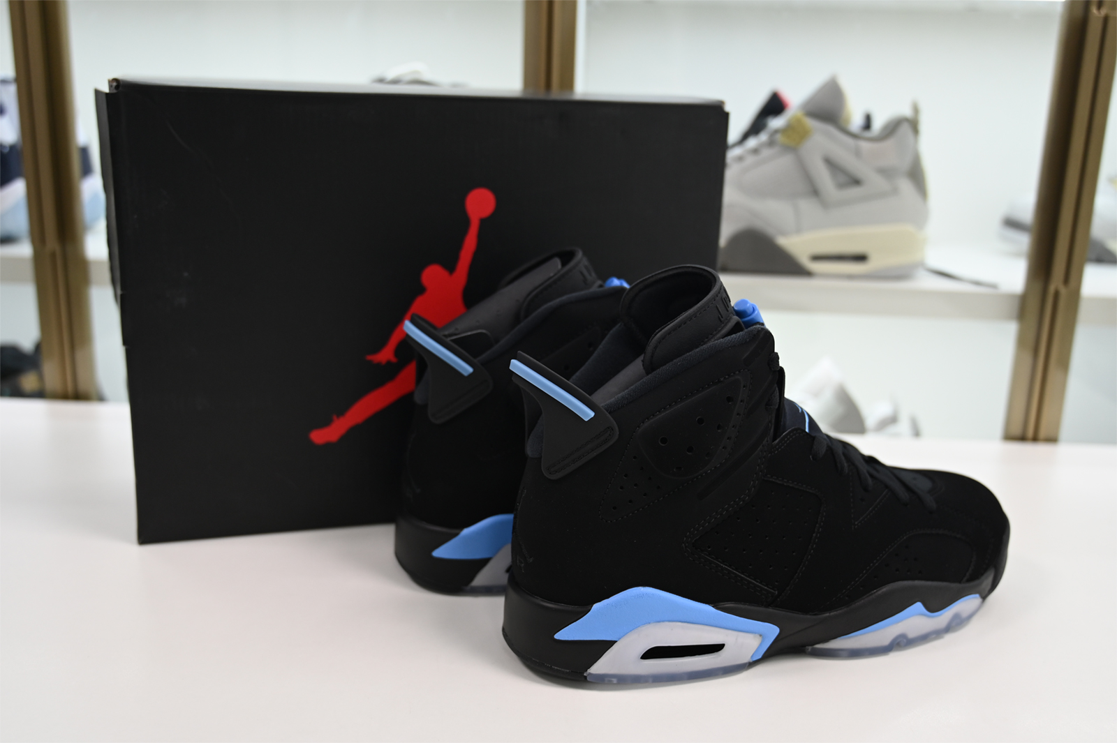 Air Jordan 6 ”UNC” 384664-006