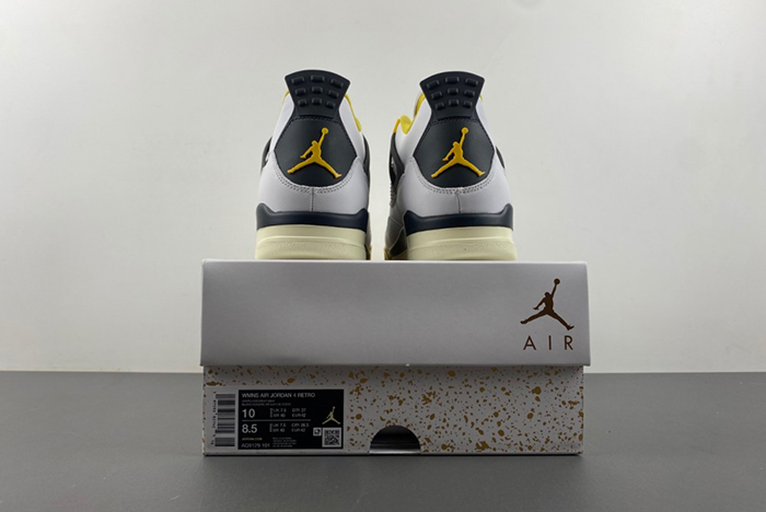 Air Jordan 4 ‘Vivid Sulfur‘ AQ9129-101