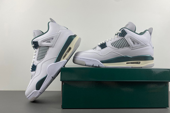 Air Jordan 4 “Oxidized Green” FQ8138-103