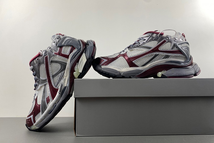 Ba*len*cia*ga runner sneaker 772774-w3rbw-0312