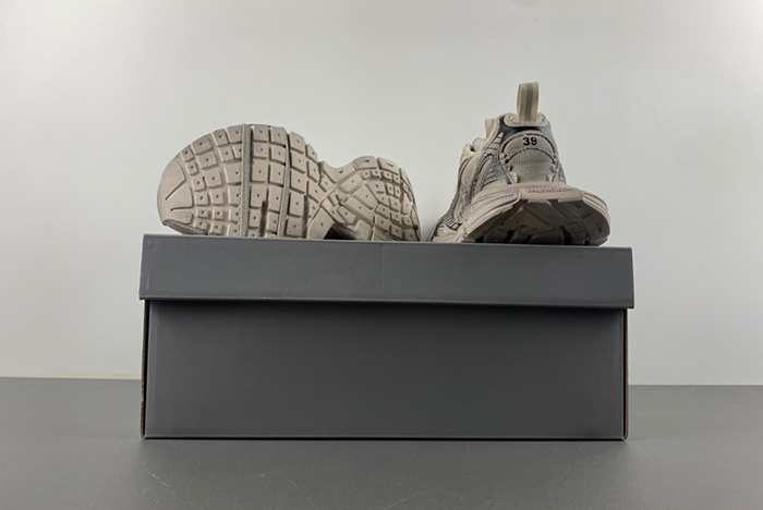 Ba*len*cia*ga -phantom sneaker 734731 w3xdc 4001