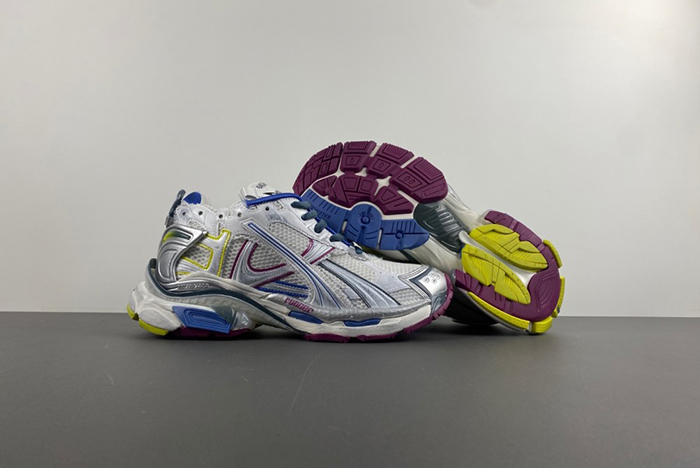 Ba*len*cia*ga runner sneaker 772774-w3rny-0328