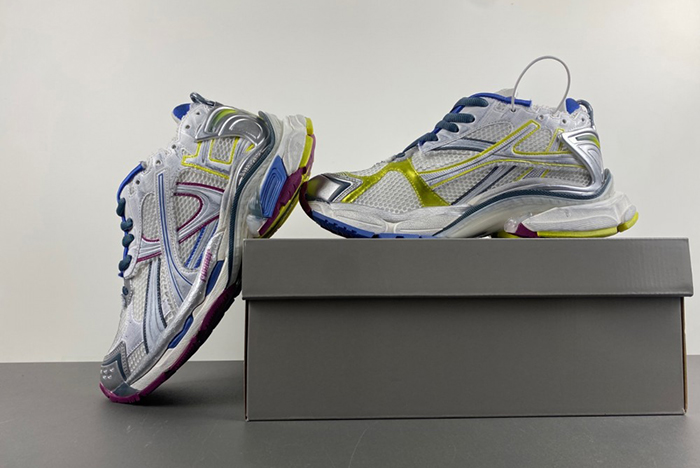 Ba*len*cia*ga runner sneaker 772774-w3rny-0328
