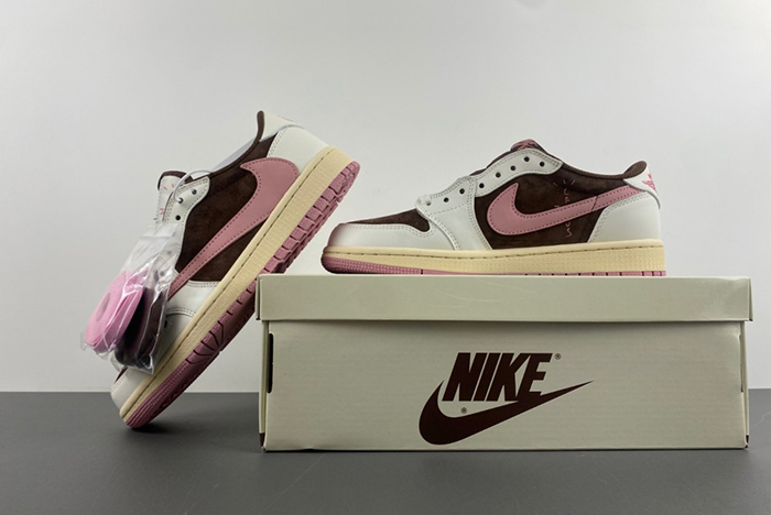 Travis Scott x Air Jordan 1 Low DZ4137 -206