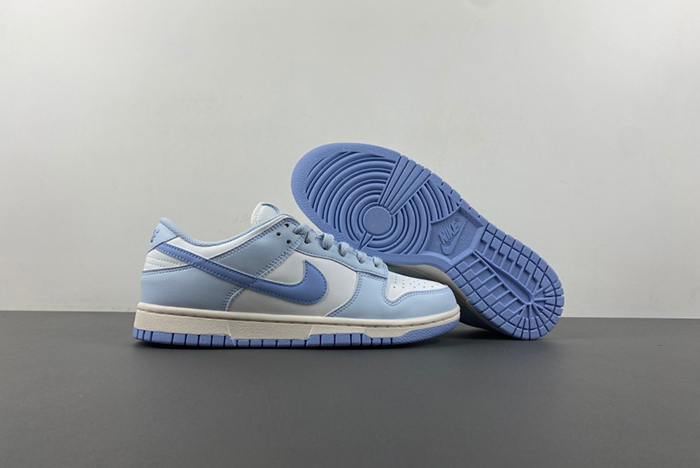 WMNS DUNK LOW NEXT NATURE