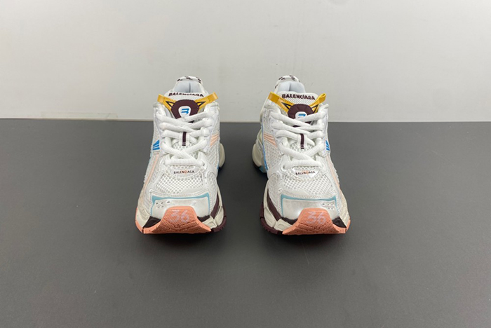 Ba*len*cia*ga runner sneaker 7.5 772774-w3rny-0326