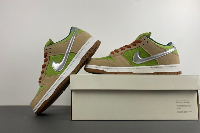 Nike SB Dunk Low Escargot FQ7585-200