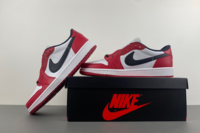 Air Jordan 1 Low Chicago OG 705329-600