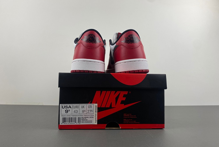 Air Jordan 1 Low Chicago OG 705329-600