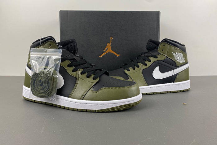 Air Jordan 1 Mid BQ8426-092