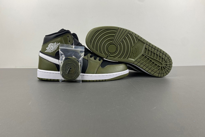 Air Jordan 1 Mid BQ8426-092
